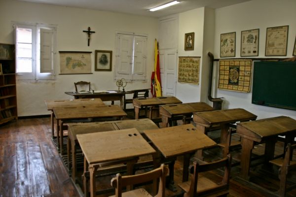 escuelas496336476-DA05-6908-A66A-EAB13D5F1524.jpg